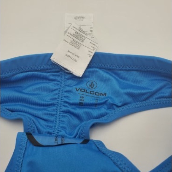 Volcom Brazilian Style Bikini Bottom Runched Back - Picture 3 of 3